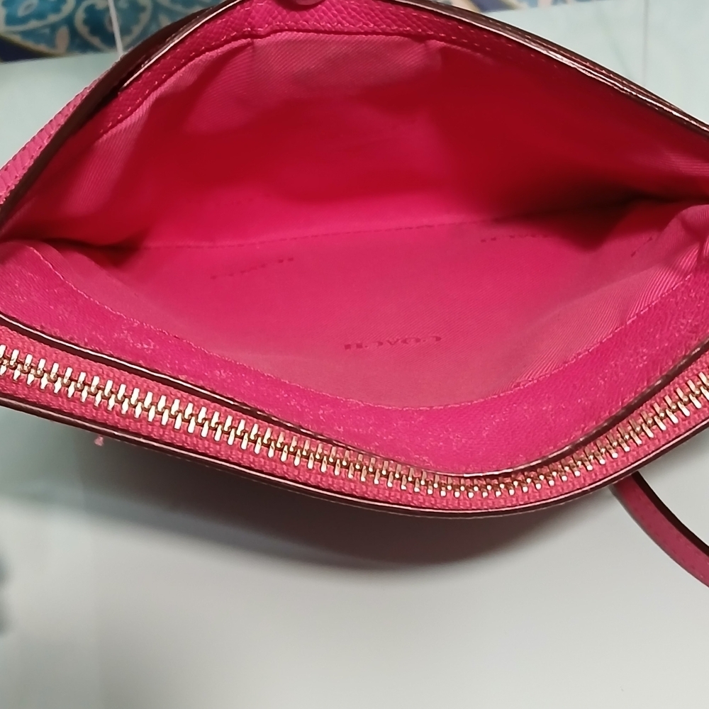 Coach Kitt Messenger Bag - Pink Pebbled Leather - Picture 12 of 15